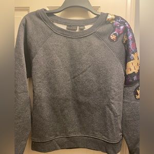 Belle Vere sweatshirt